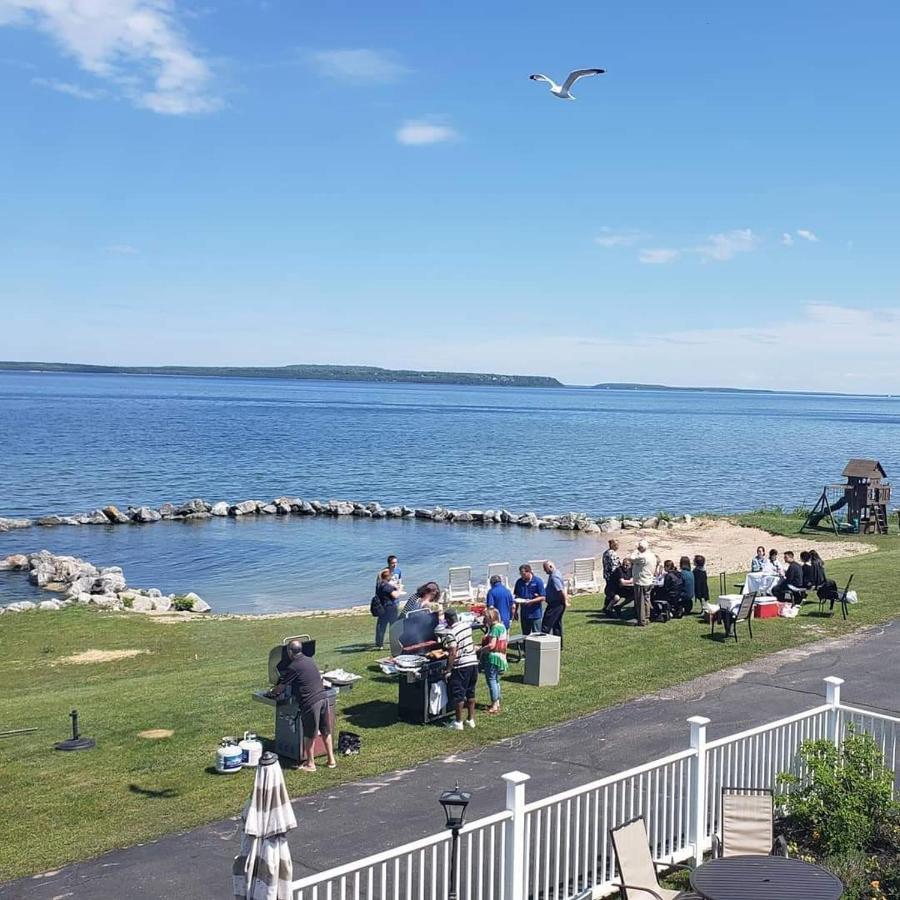 Baymont By Wyndham St. Ignace Lakefront Εξωτερικό φωτογραφία