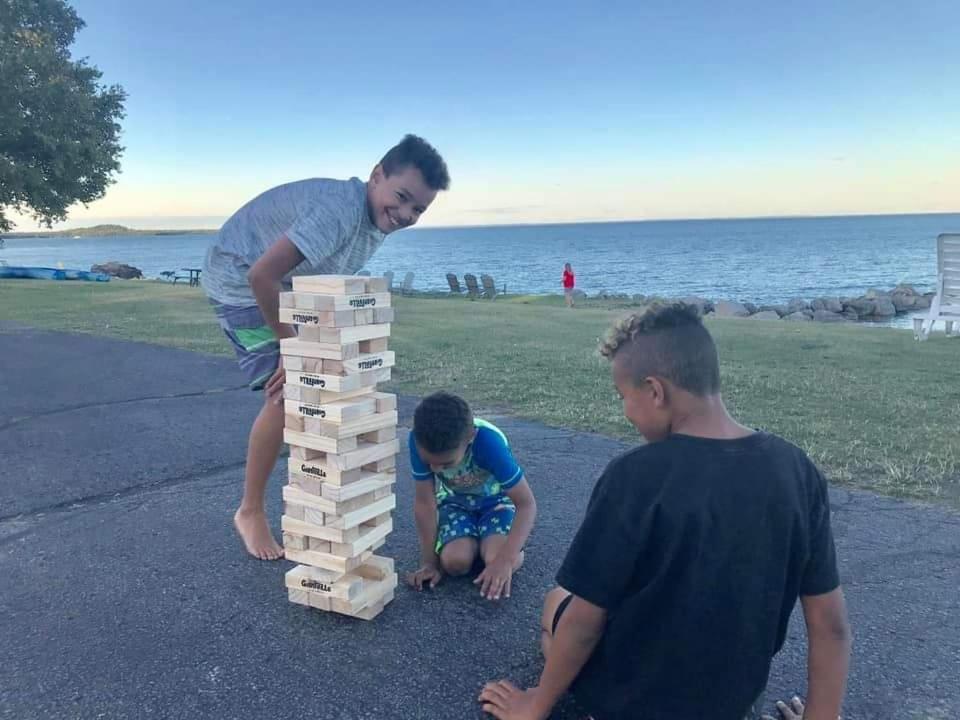 Baymont By Wyndham St. Ignace Lakefront Εξωτερικό φωτογραφία