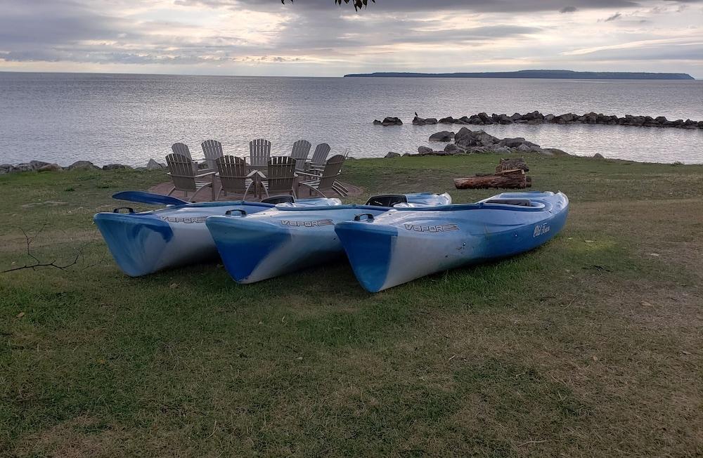 Baymont By Wyndham St. Ignace Lakefront Εξωτερικό φωτογραφία