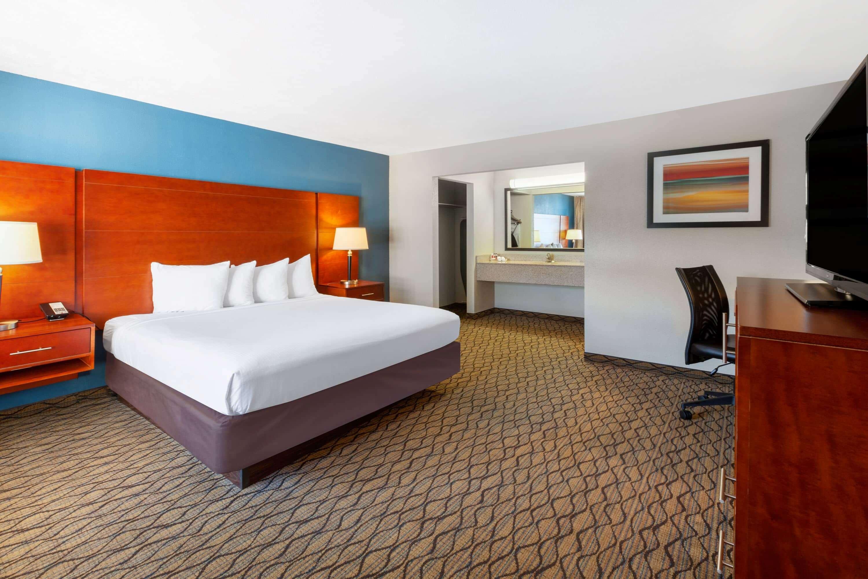 Baymont By Wyndham St. Ignace Lakefront Εξωτερικό φωτογραφία
