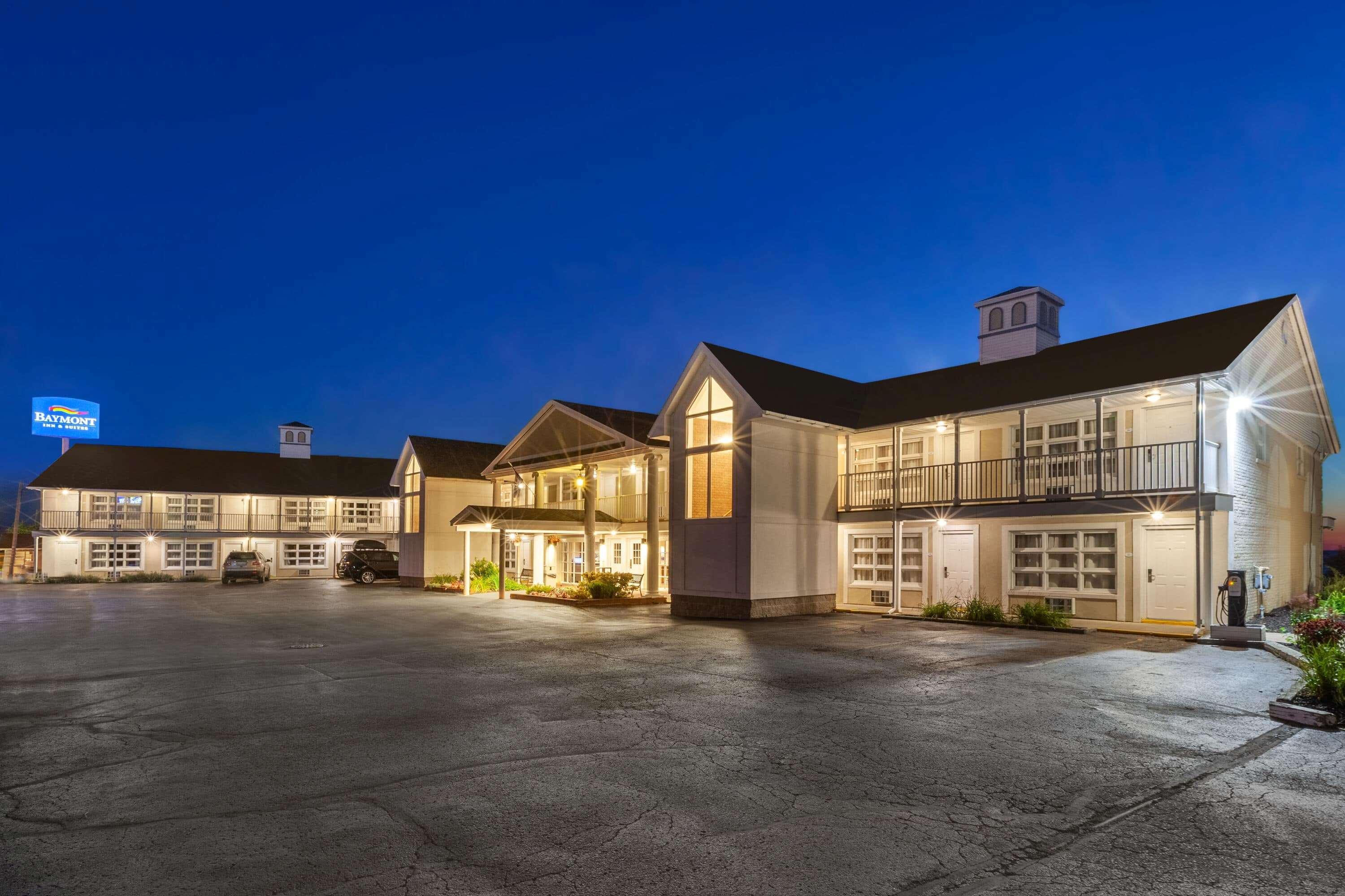 Baymont By Wyndham St. Ignace Lakefront Εξωτερικό φωτογραφία
