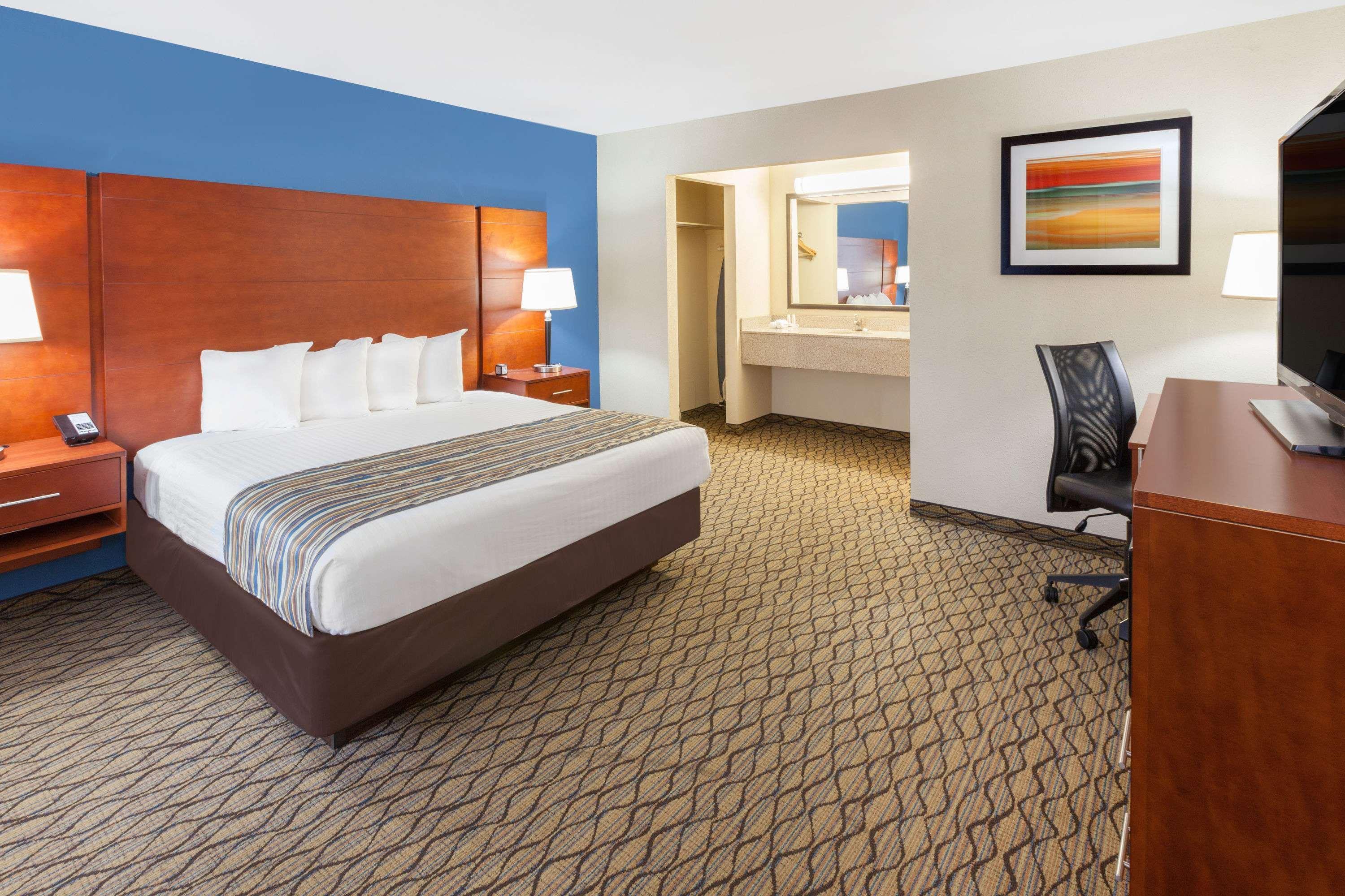 Baymont By Wyndham St. Ignace Lakefront Εξωτερικό φωτογραφία