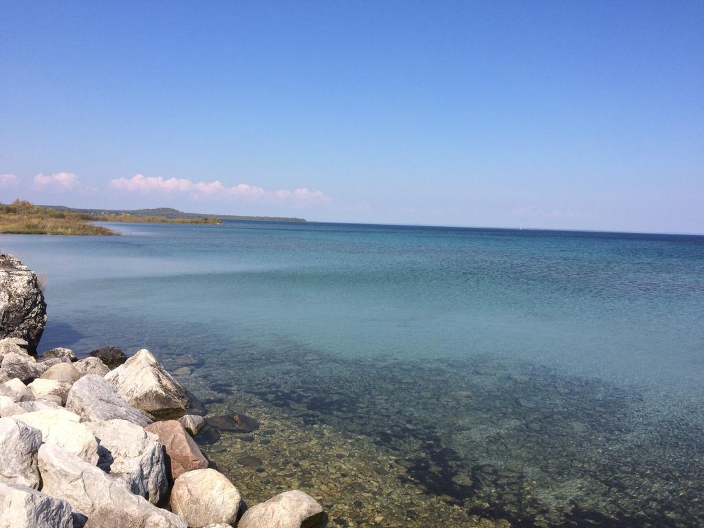 Baymont By Wyndham St. Ignace Lakefront Εξωτερικό φωτογραφία
